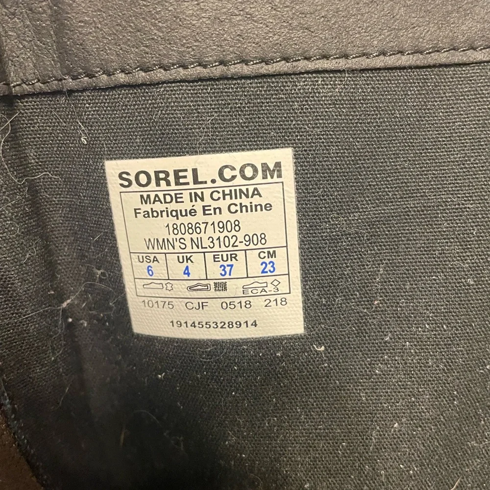 Sorel Lolla 2 tall rising boots size‎ 6